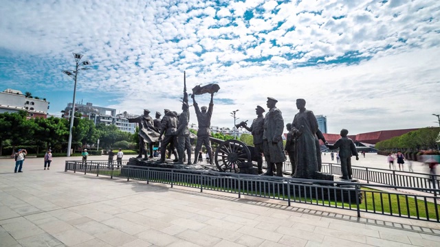 武汉城市的变迁，天际线和建筑的全景