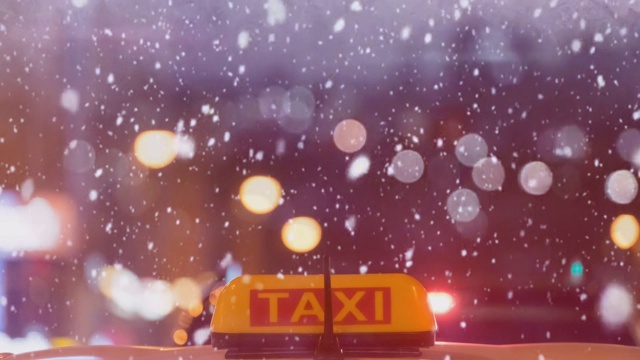 詳情圖-雪下出租車車頂下的夜景