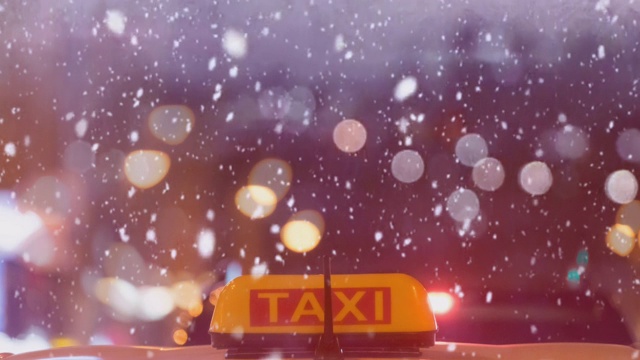 詳情圖-雪下出租車車頂下的夜景