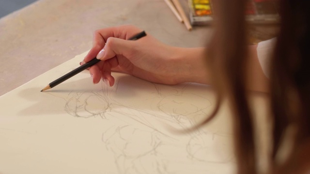详情图-艺术疗法女性创作抽象素描铅笔