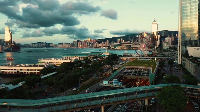 詳情圖-香港的城市航拍，市中心的摩天大樓