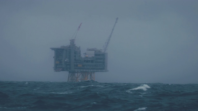 北海岸工业石油钻井平台建设工地
