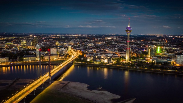 Düsseldorf城市夜景-空中Hyperlapse