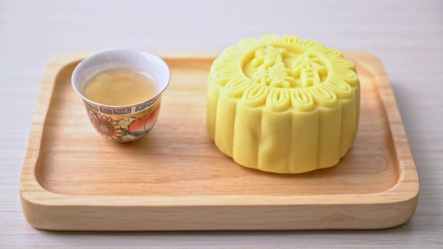 木盘茶香月饼