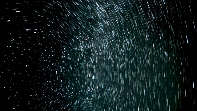 詳情圖-星星在夜空中劃過(guò)