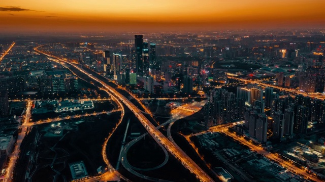 详情图-日落时城市交通的鸟瞰图