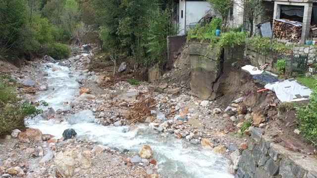 意大利皮埃蒙特的Camasco (VC)洪水- 2020年10月3日