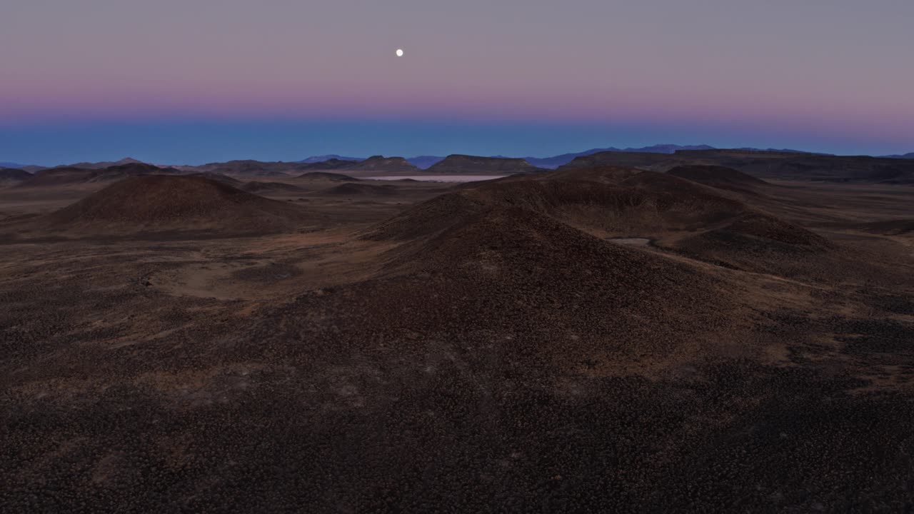 火山景观中内华达州沙漠-空中