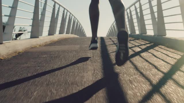 一次跑步可以改变你的一天，多次跑步可以改变你的一生