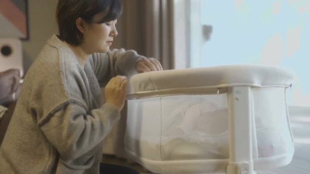 详情图-妈妈照顾宝宝