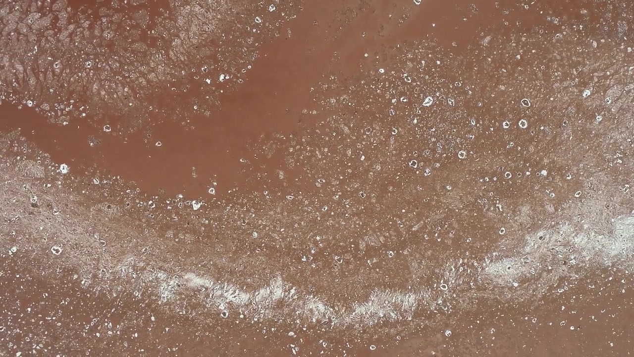详情图-潮汐河上的浮冰