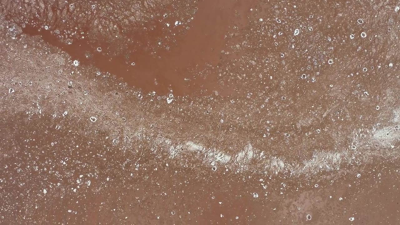 详情图-潮汐河上的浮冰