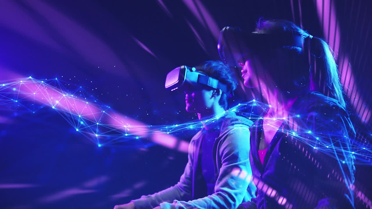 青少年玩VR虚拟现实眼镜运动游戏3D网络空间未来霓虹五彩背景，未来数字技术游戏和娱乐