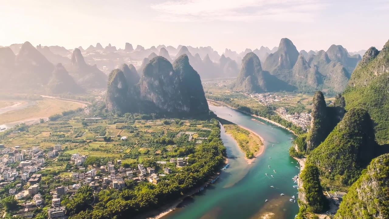 详情图-人们生活在桂林山水交相辉映的宁静田园风光中