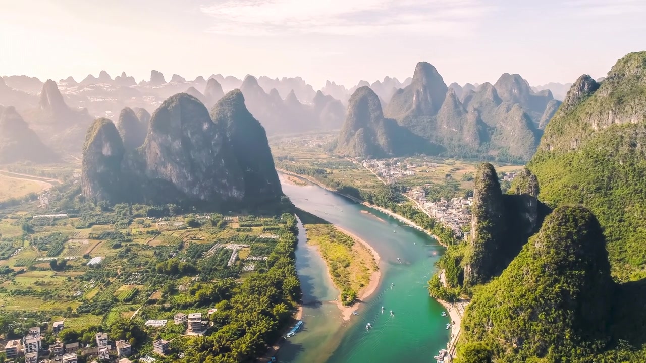 详情图-人们生活在桂林山水交相辉映的宁静田园风光中