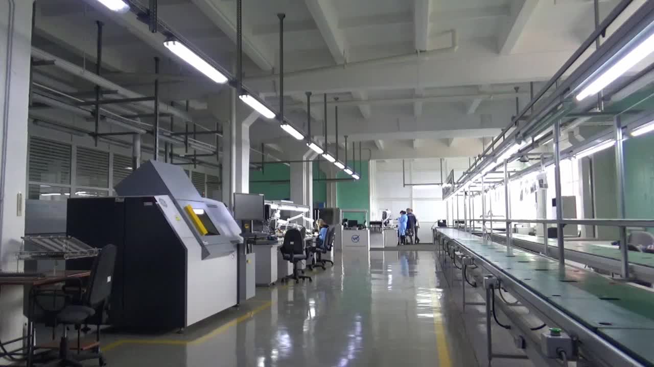 在机械厂工作的车间