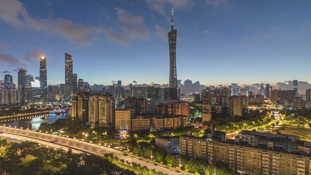 T/L HA WS PAN广州珠江新城和广州塔天际线从黎明到日出。广州,广东,中国
