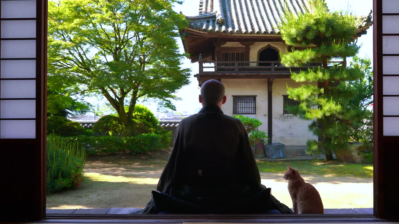 一個日本和尚打坐的視頻