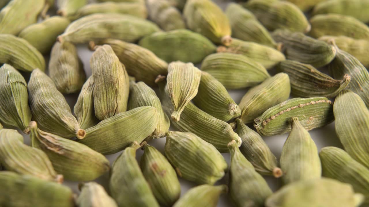 詳情圖-綠色的干小豆蔻種子