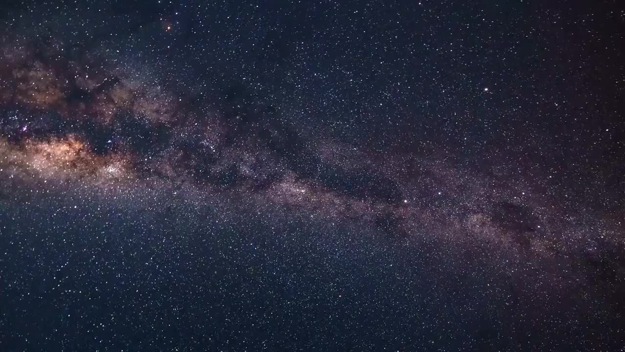 划过银河的流星雨