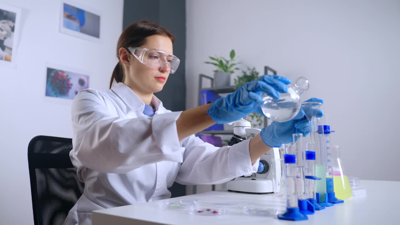 微生物和生态专业知识的化学实验室