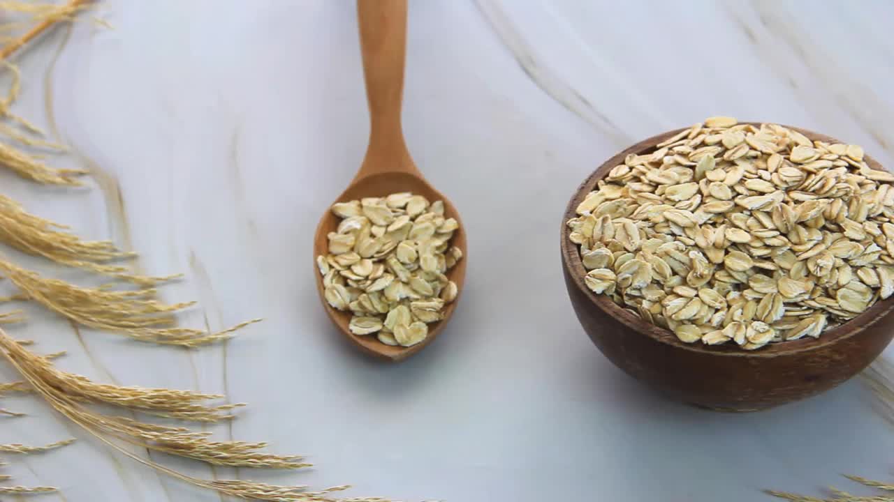 用于膳食营养的干燕麦片