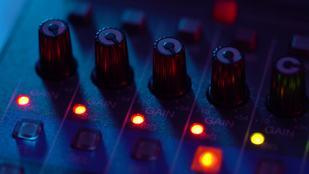 LED指示灯夜总会派对调音台或Dj台音量电平信号