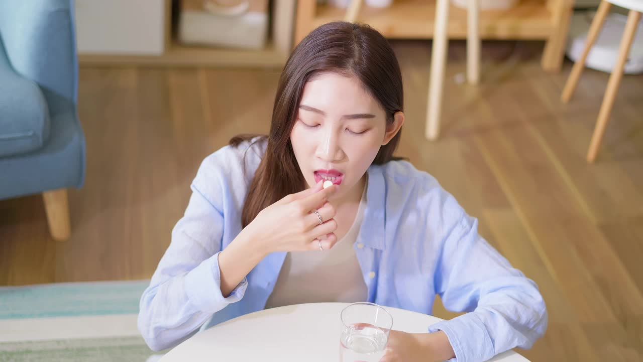 妇女服用药物或维生素