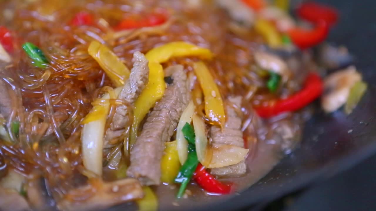 jabchae，韩国传统食物，面条