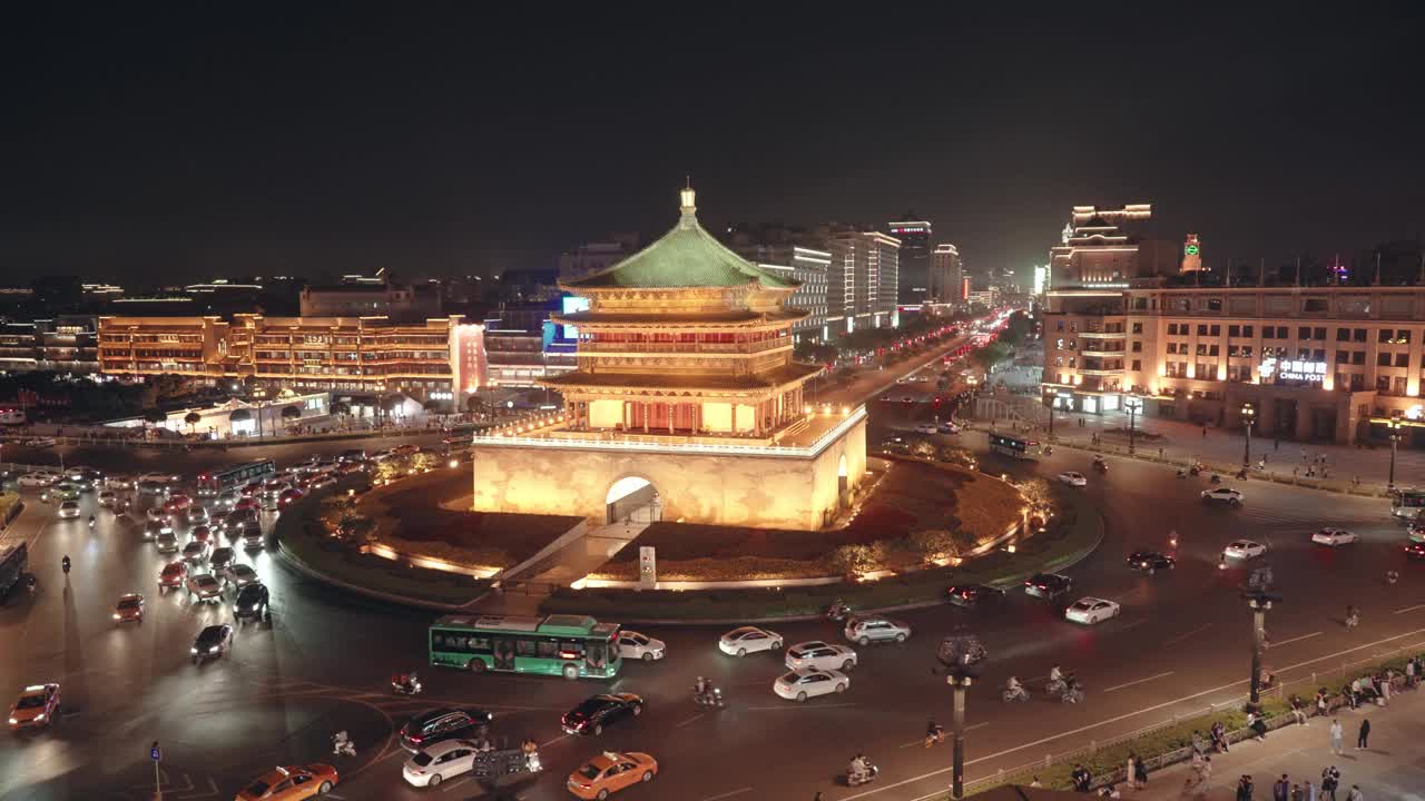 西安钟楼与中国城市夜间交通的时间差