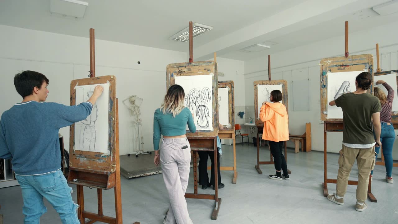 详情图-高中美术课