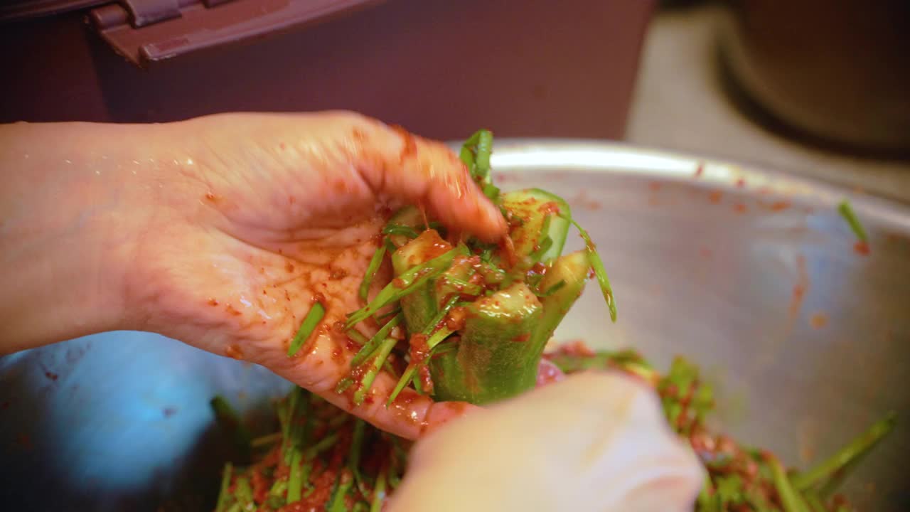 辣黄瓜泡菜，韩国食品