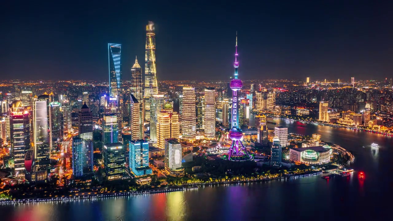 詳情圖-中國上海陸家嘴金融區(qū)夜景鳥瞰圖。