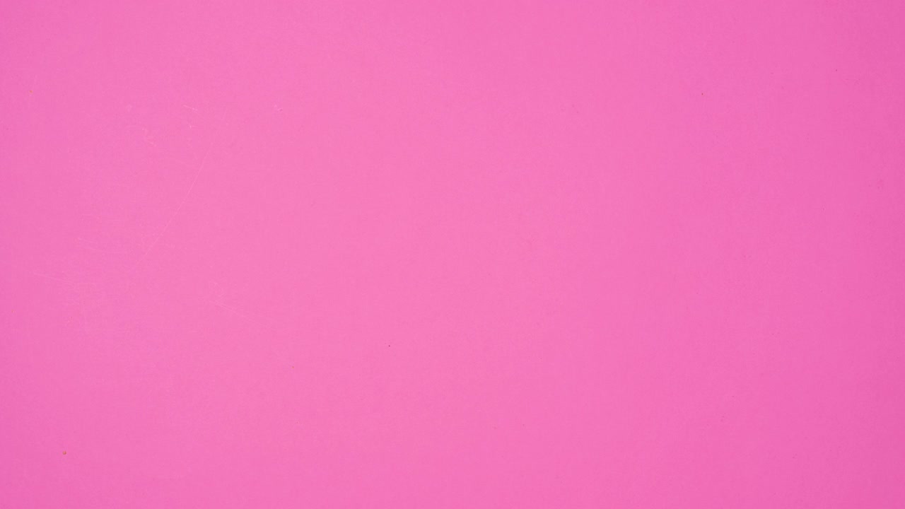 在充满活力的粉色主题右侧出现两列圆形饼干。止动平铺