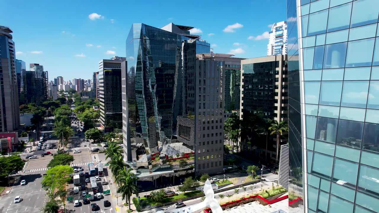 詳情圖-巴西圣保羅市區(qū)法利亞利馬大道明信片。