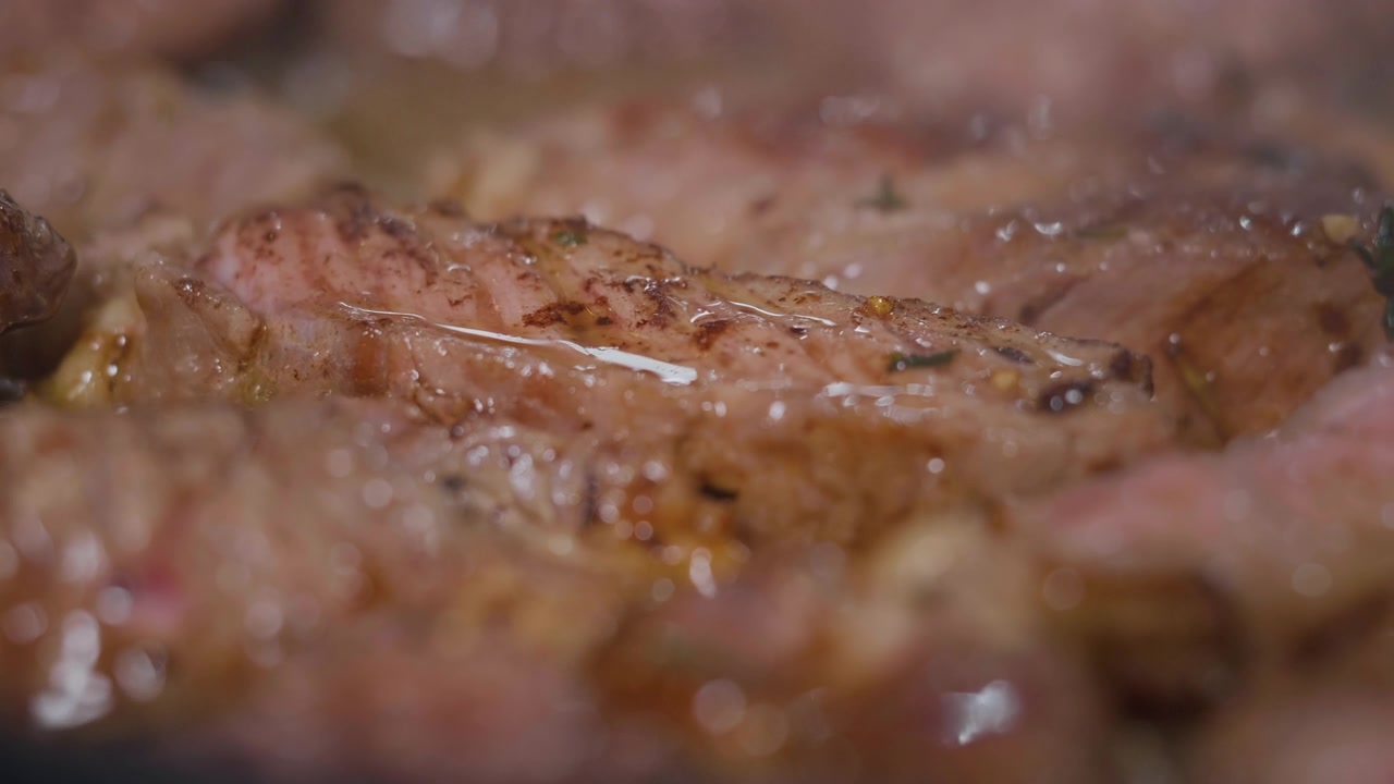 詳情圖-美味多汁的牛肉烹飪。
