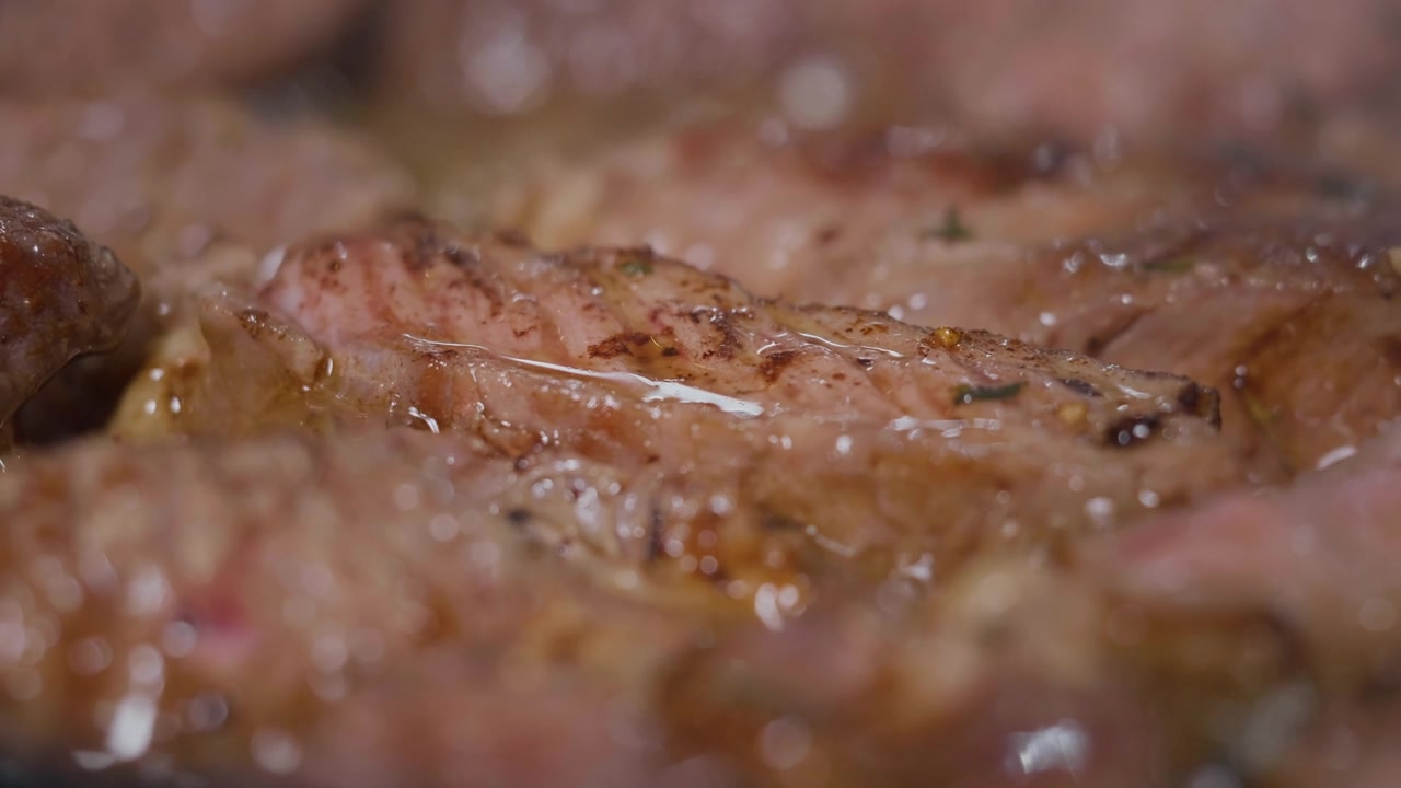 詳情圖-美味多汁的牛肉烹飪。