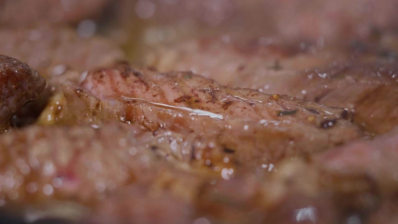 詳情圖-美味多汁的牛肉烹飪。