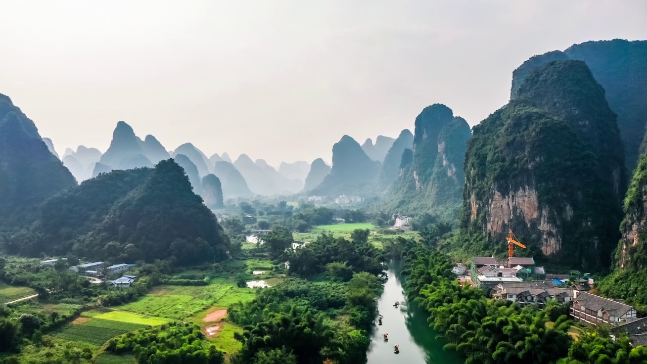 航拍桂林山水景观