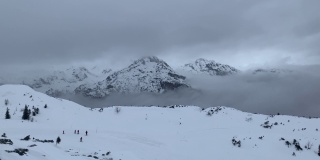 云层之上——沃格尔在阿尔卑斯山