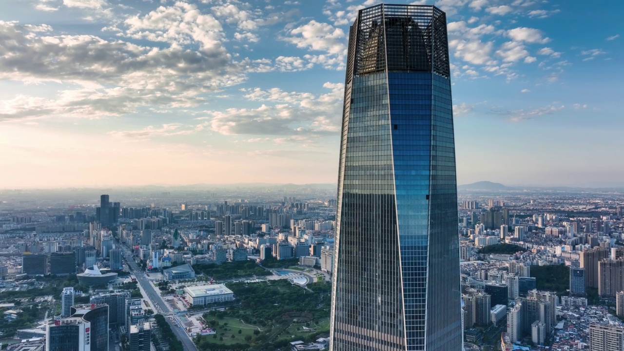 夕陽下的東莞CBD