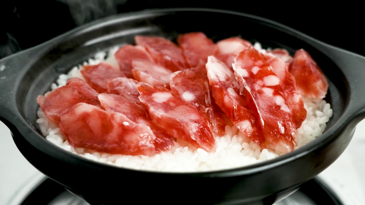 详情图-广东风味的腊肉焖饭