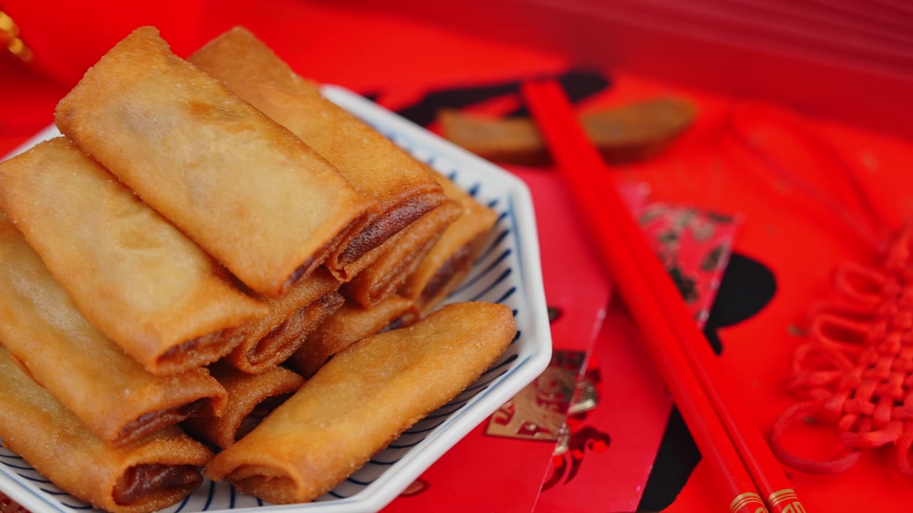 详情图-中国新年传统食品月饼，