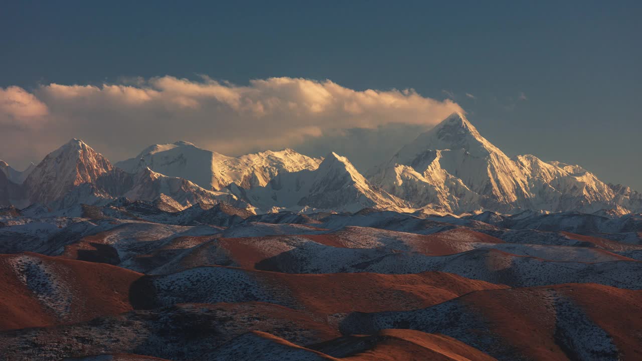 中国，四川，玉子溪，贡嘎雪山，自然景观，航空摄影，8K