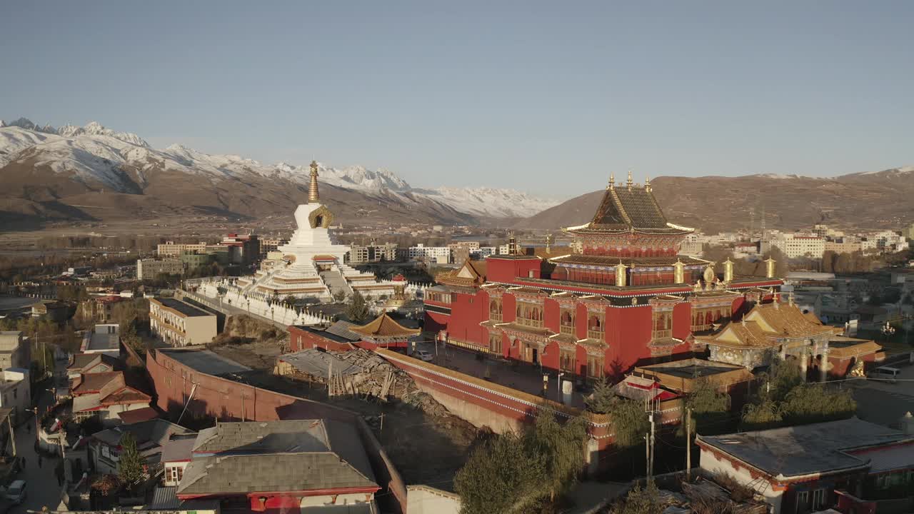 中国，四川省，甘孜县，沙里山，航拍