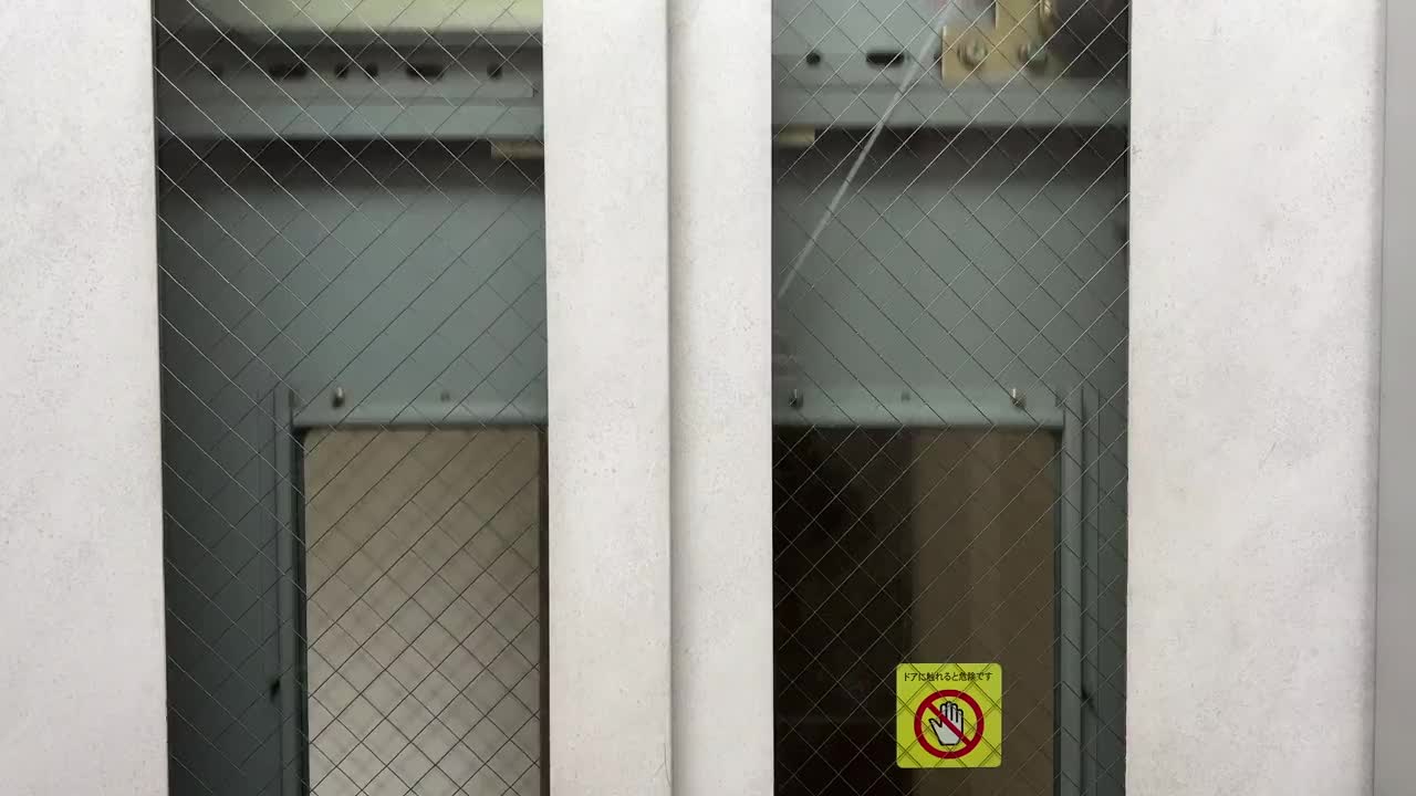 电梯上升