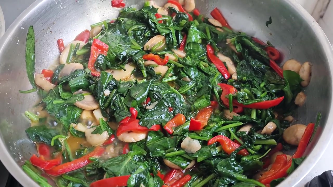 详情图-烹饪菠菜
