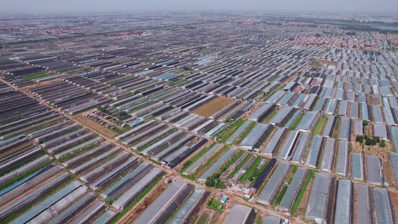中国农场现代温室种植的航空摄影