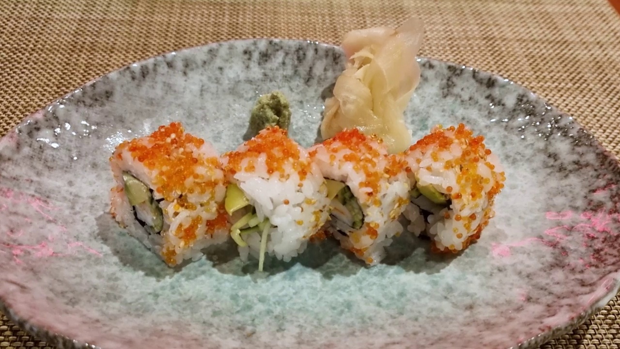 详情图-食物和饮食，餐馆里的日本寿司