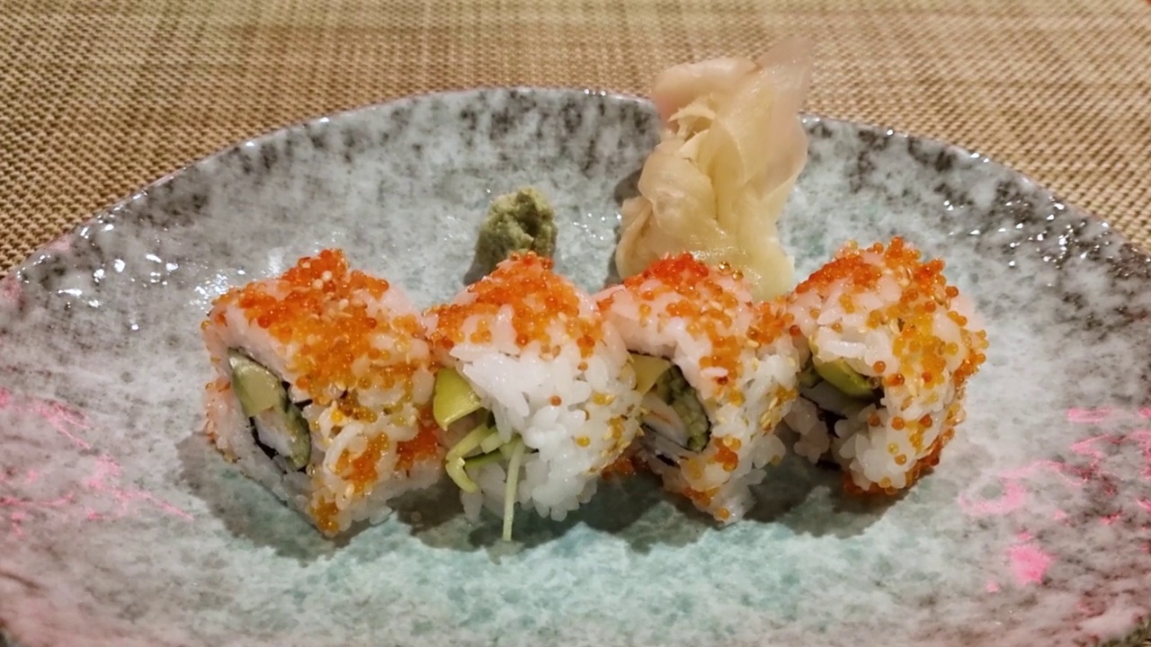 详情图-食物和饮食，餐馆里的日本寿司